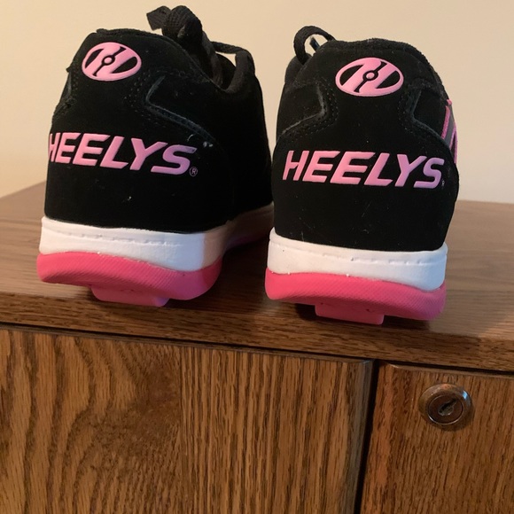 Heelys shoe skates - Picture 5 of 7